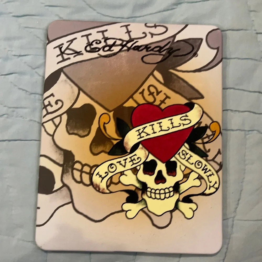 6/$20 New Ed Hardy iPad 1 case